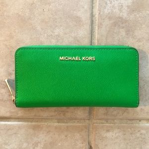 MICHAEL Michael Kors Jet Set Continental Wallet